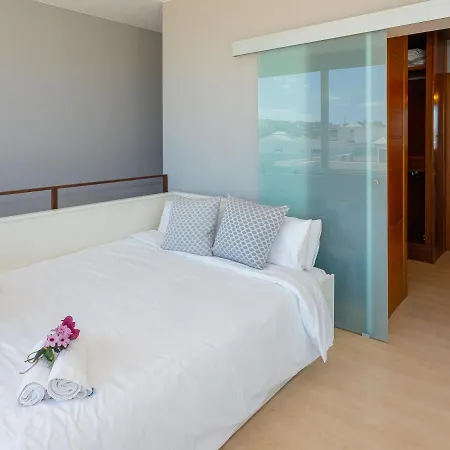 Alma Villa Tías